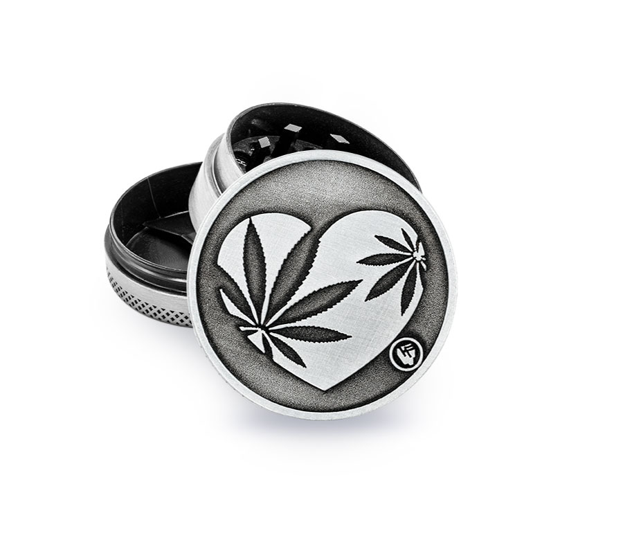 Metal Grinder Silver 420 Heart (⌀40 mm / 3-parts)